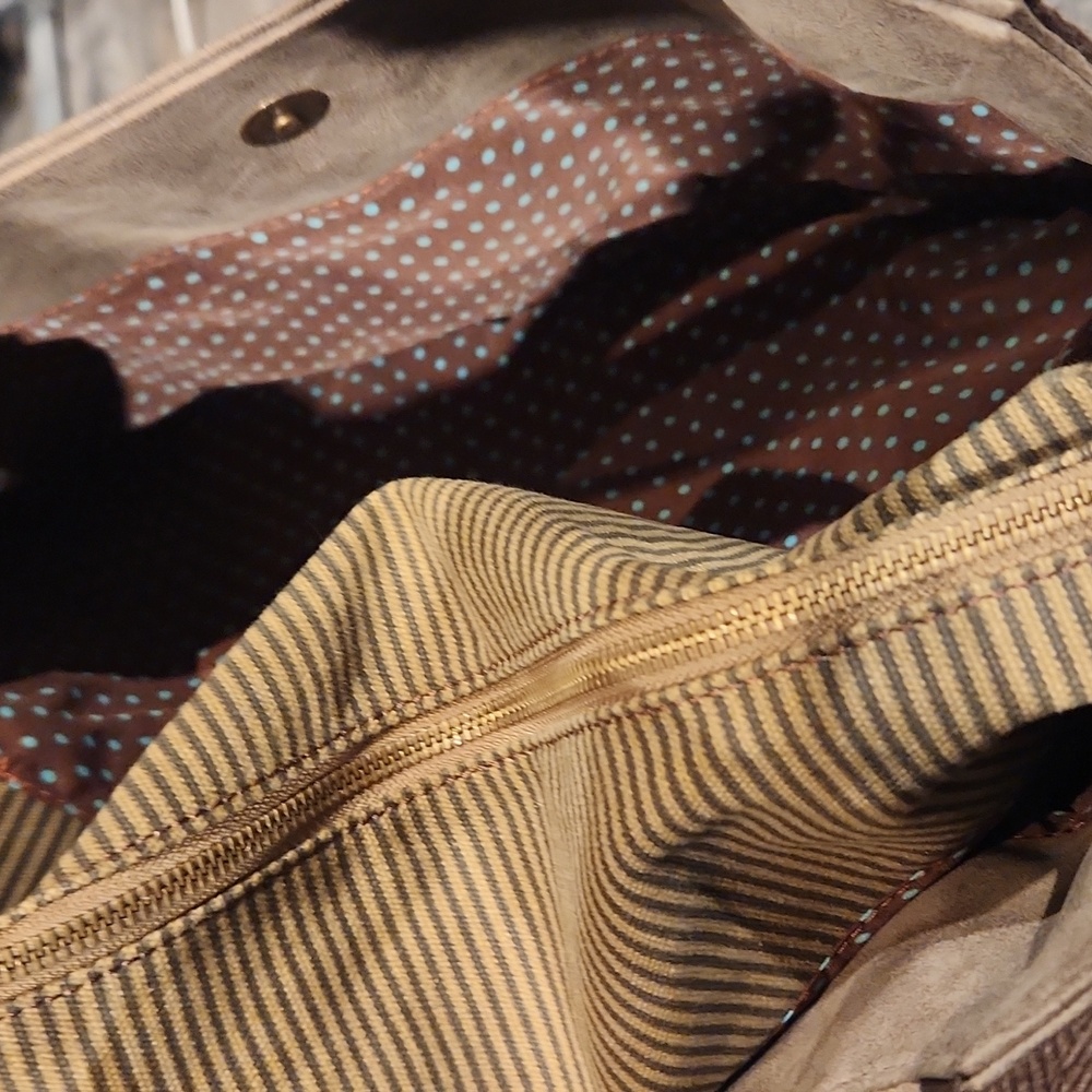 EUC Chala Brown Shoulder Bag 18 1/2" X 13 1/2" - Picture 9 of 11